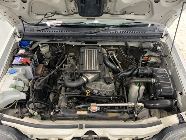 2000 Suzuki Jimny JDM car for sale — photo 7 of 25
