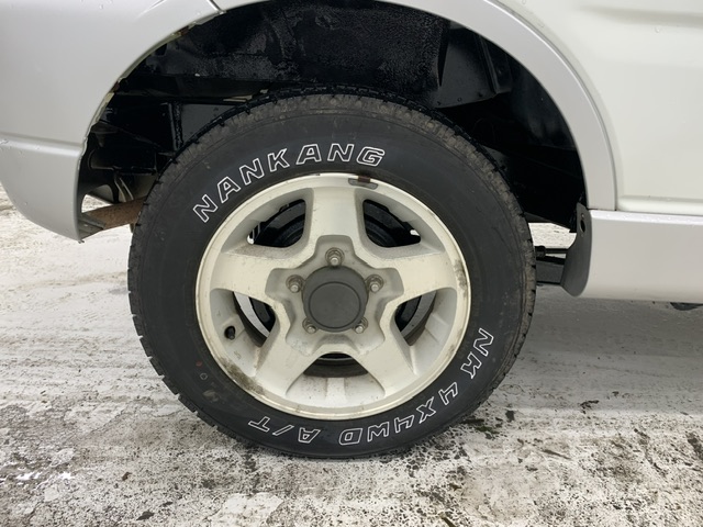 2000 Suzuki Jimny JDM car for sale — photo 21 of 25